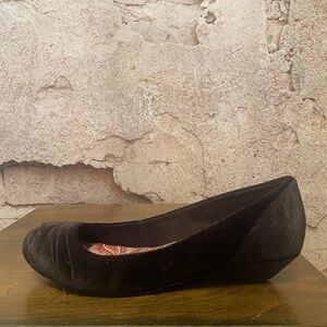 Rocket Dog Black Velveteen Wedge Slip Ons